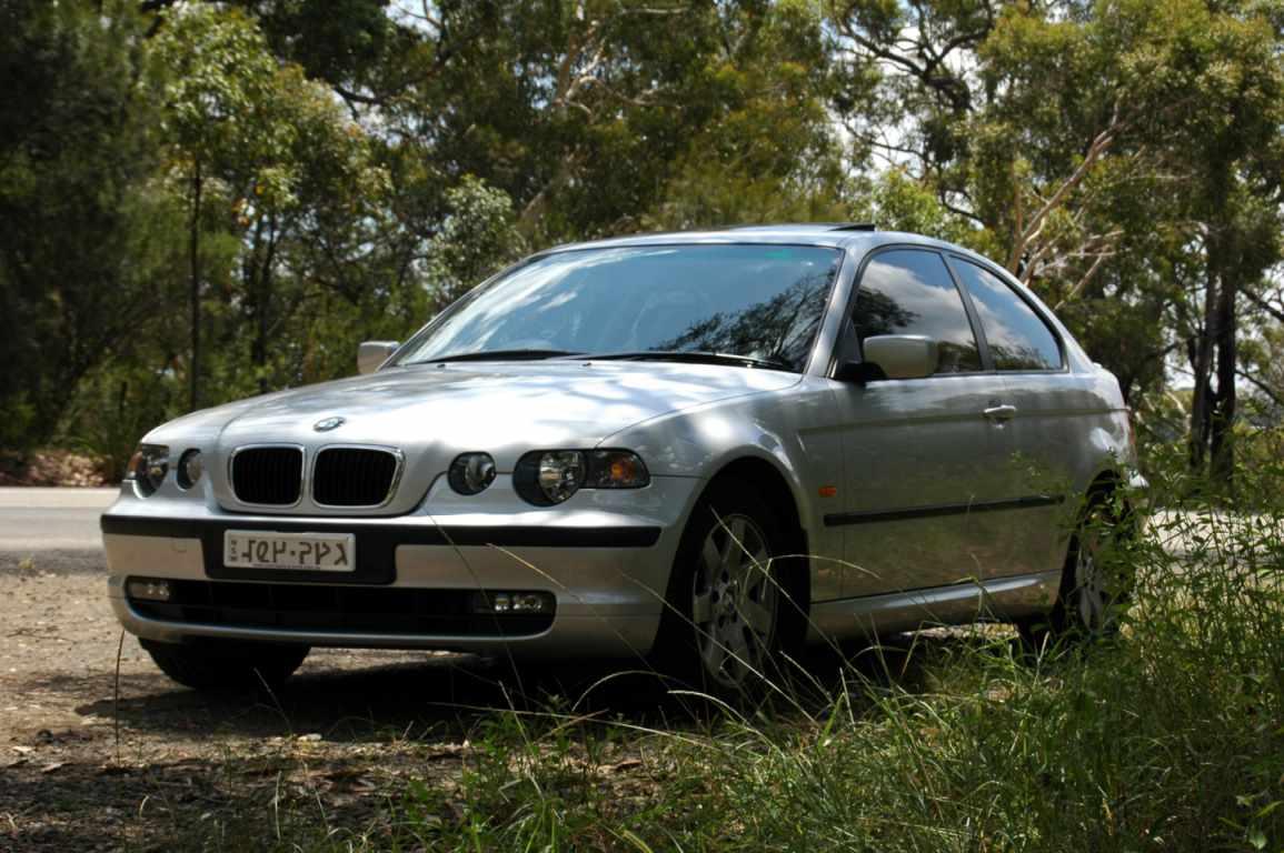 bmw 318 
