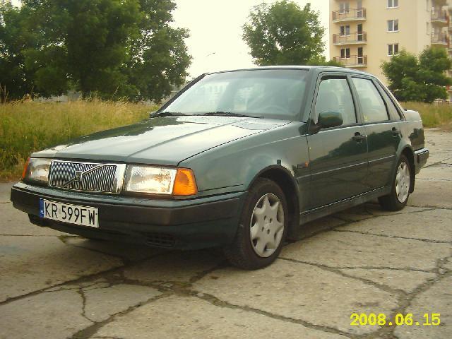 volvo 460 
