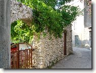 Ulička v Novalje