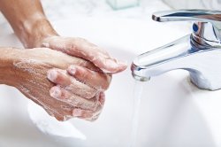 Чистые руки улучшают настроение и повышают мотивацию