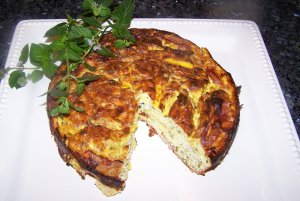 Кулинарный рецепт: Пирог из слоеного теста с сыром и зеленью: Пирог из слоеного теста с сырным кремом и зеленью