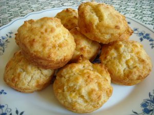 Кулинарный рецепт: Сырные булочки: Легкие сырные булочки с горчицей
